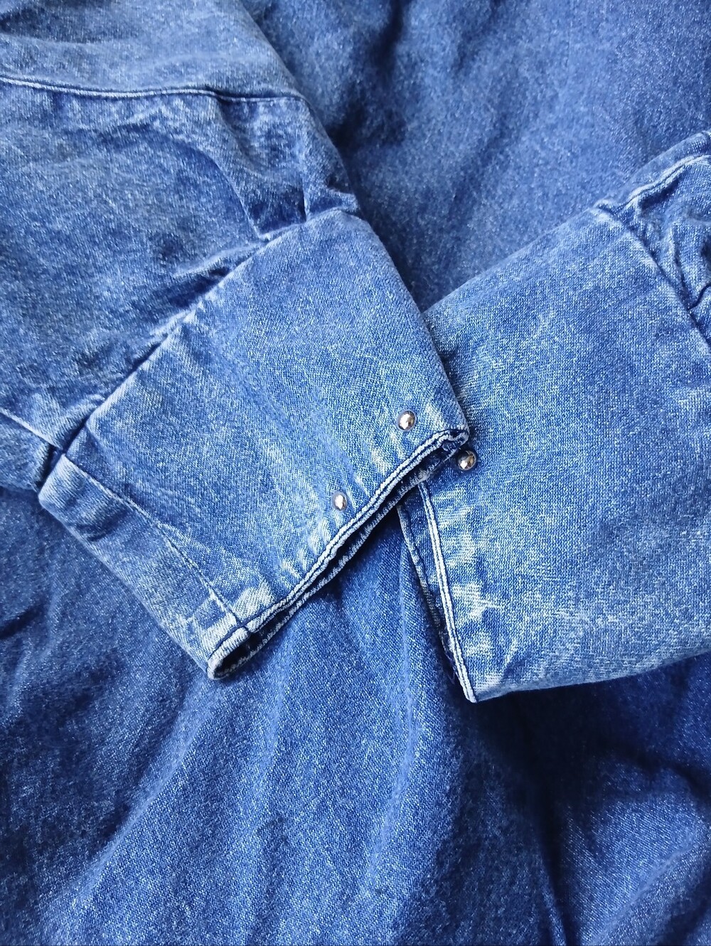 Vintage Women’s Blue Denim Jacket with Stud Details 80s 90s - Picture 10 of 11